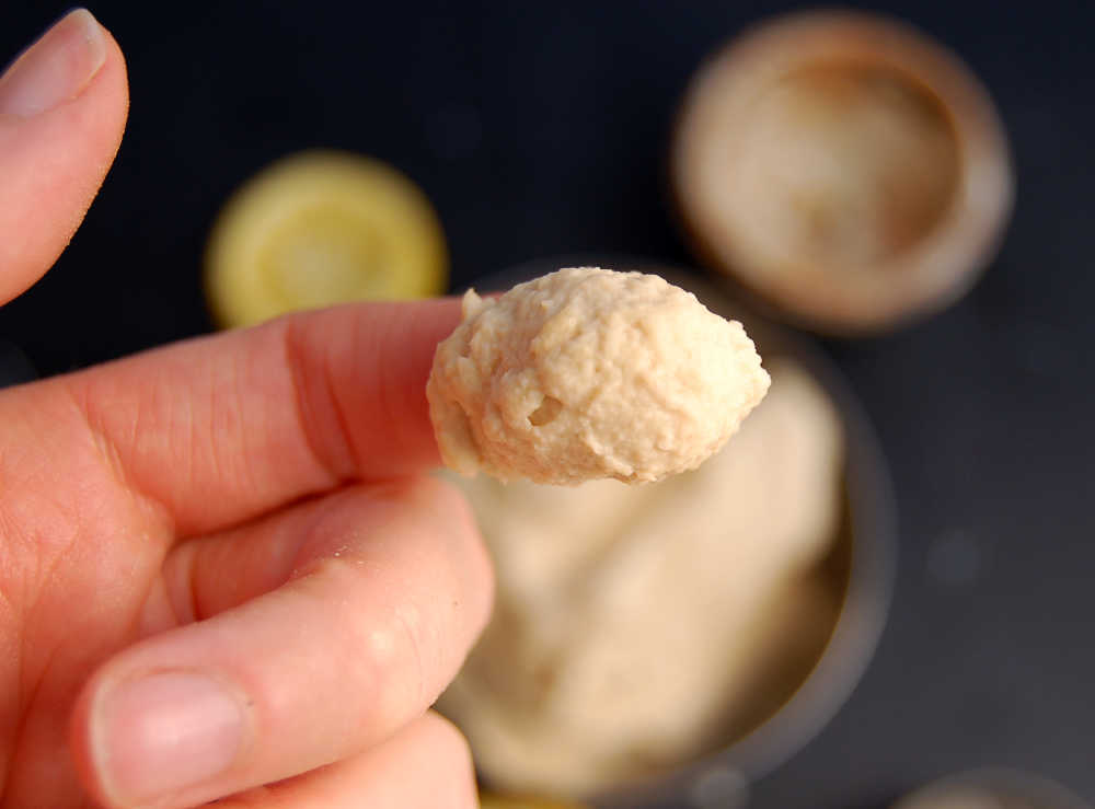 whole_food_plant_based_quick_hummus_finger_12