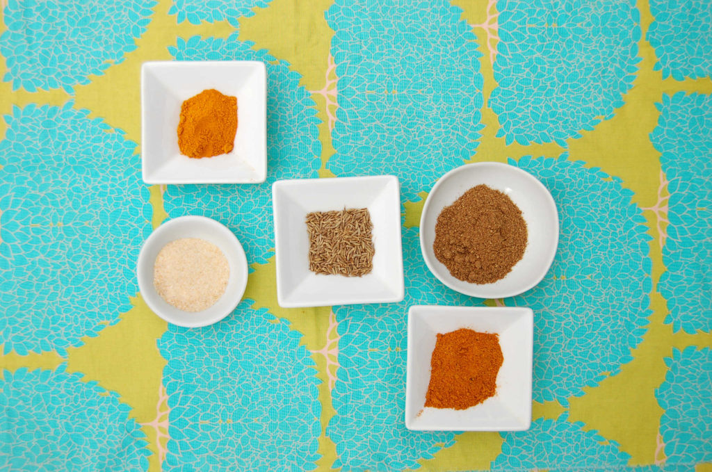 curry_tofu_spices_scewed