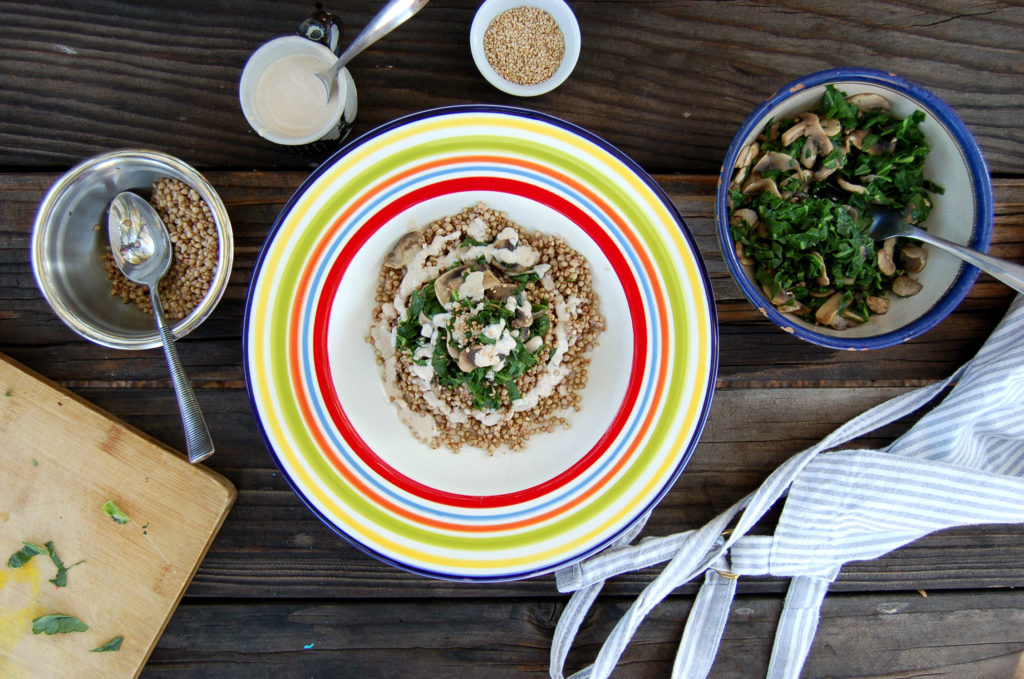 Buckwheat_mushrooms_top_ingredients_plus_bowl