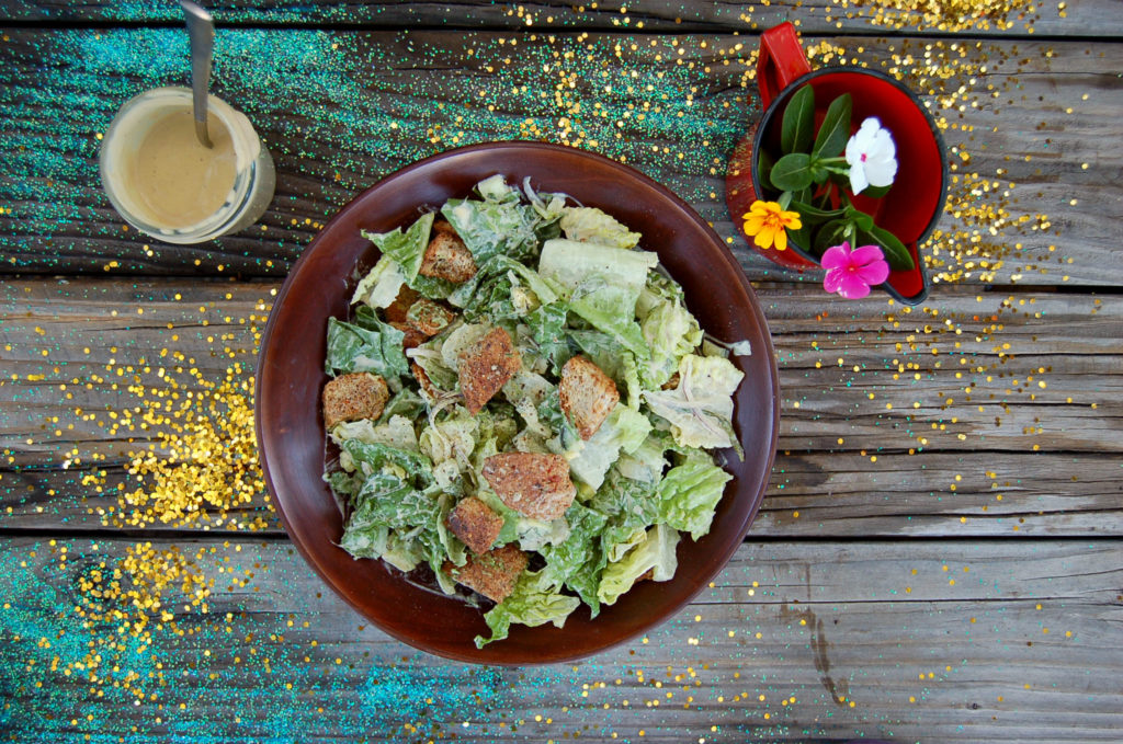 caesar_salad_glitter_bowl_top