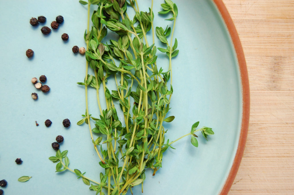 veggie_stock_thyme_peppercorns