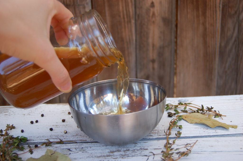 veggie_stock_pour_1