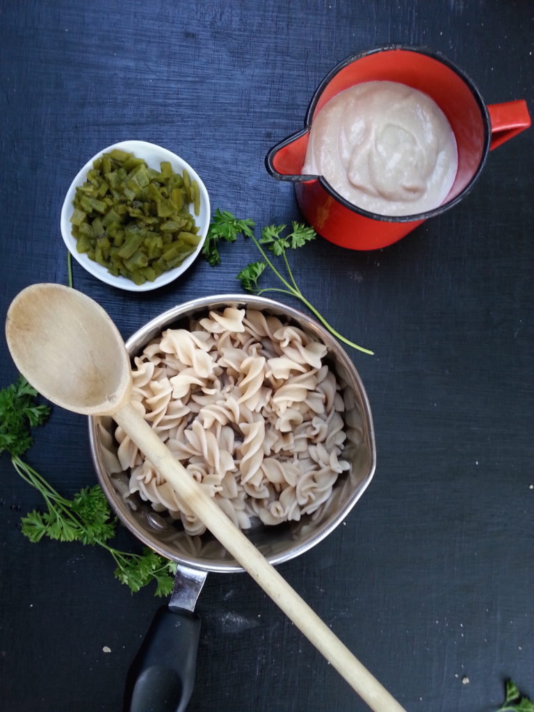 green_chili_mac_vert