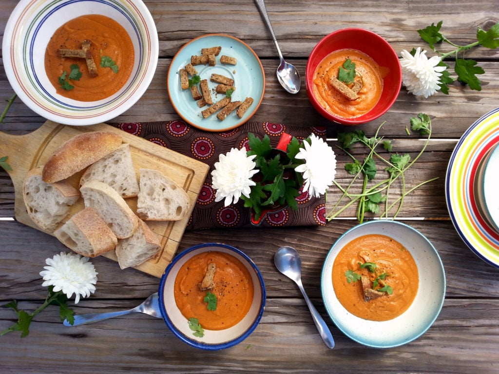 Sweet_tomato_bisque_whole_table