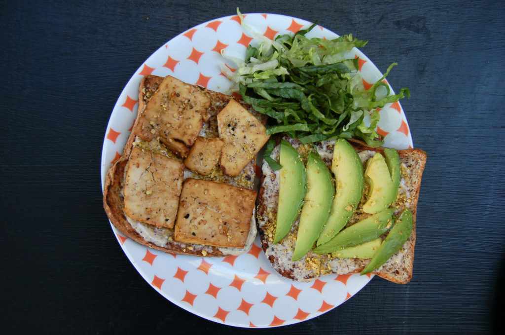 baked_tofu_caesar_sandwich_round_plate_top