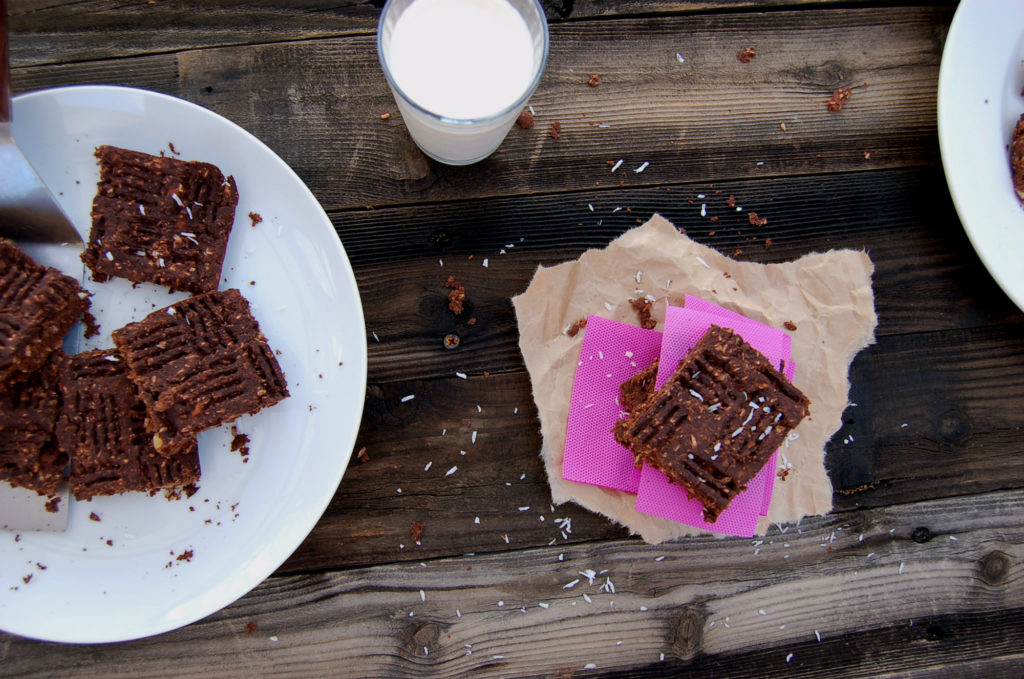 Black Bean Brownies_whole Scen_top