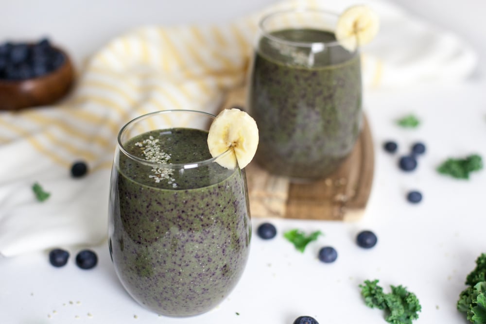 whole_food_plant_based_lemon_blueberry_muffin_smoothie_11