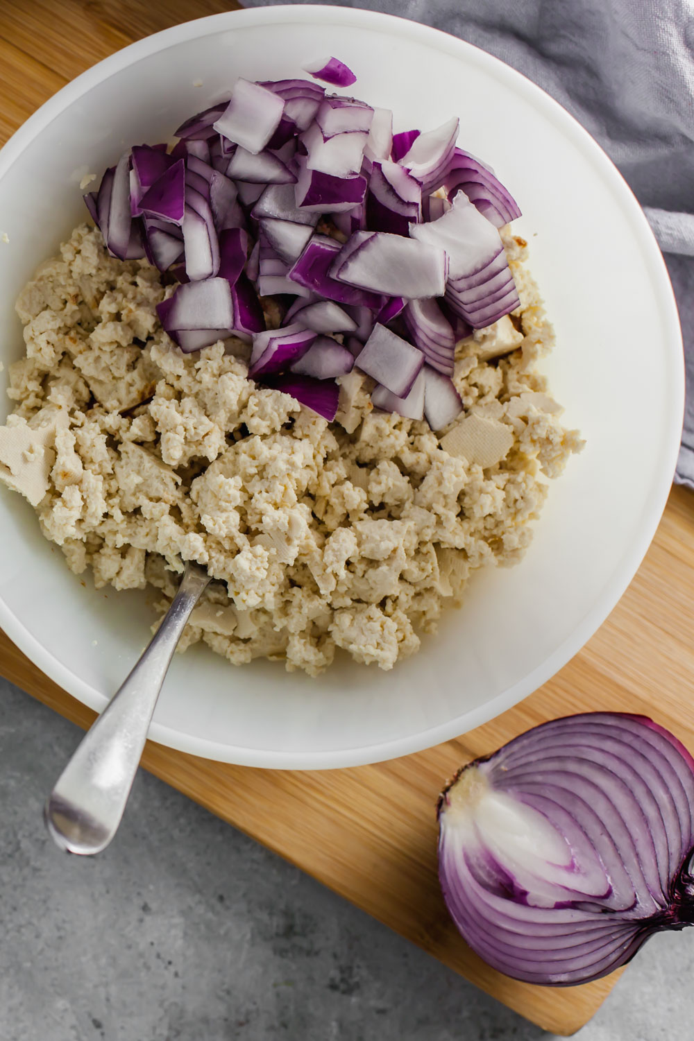 Yoga Session to Follow Along With + Chorizo Tofu Crumbles