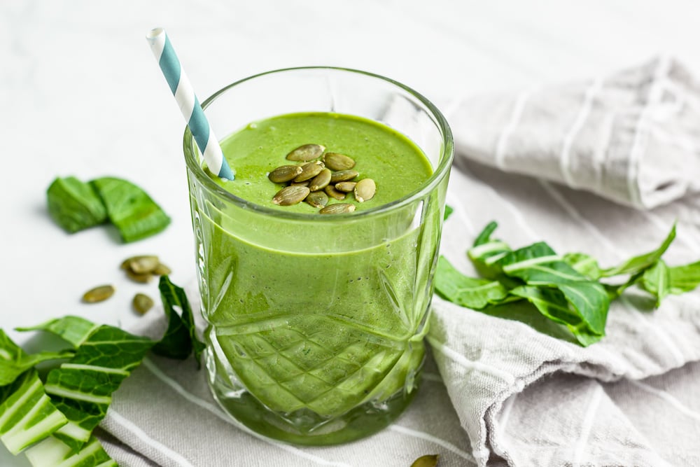 whole_food_plant_based_iron_and_calcium_rich_smoothie_10