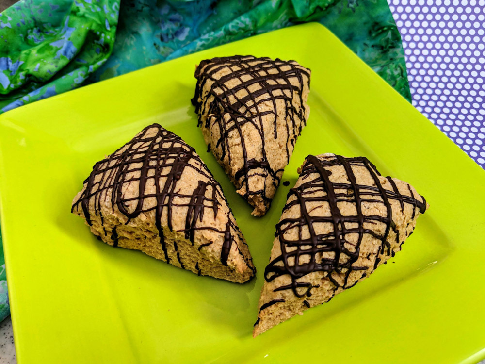 Peanut Butter & Dark Chocolate Scones