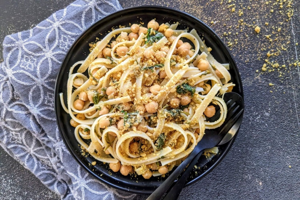 Roasted Garlic & Lemon Arugula Fettuccine