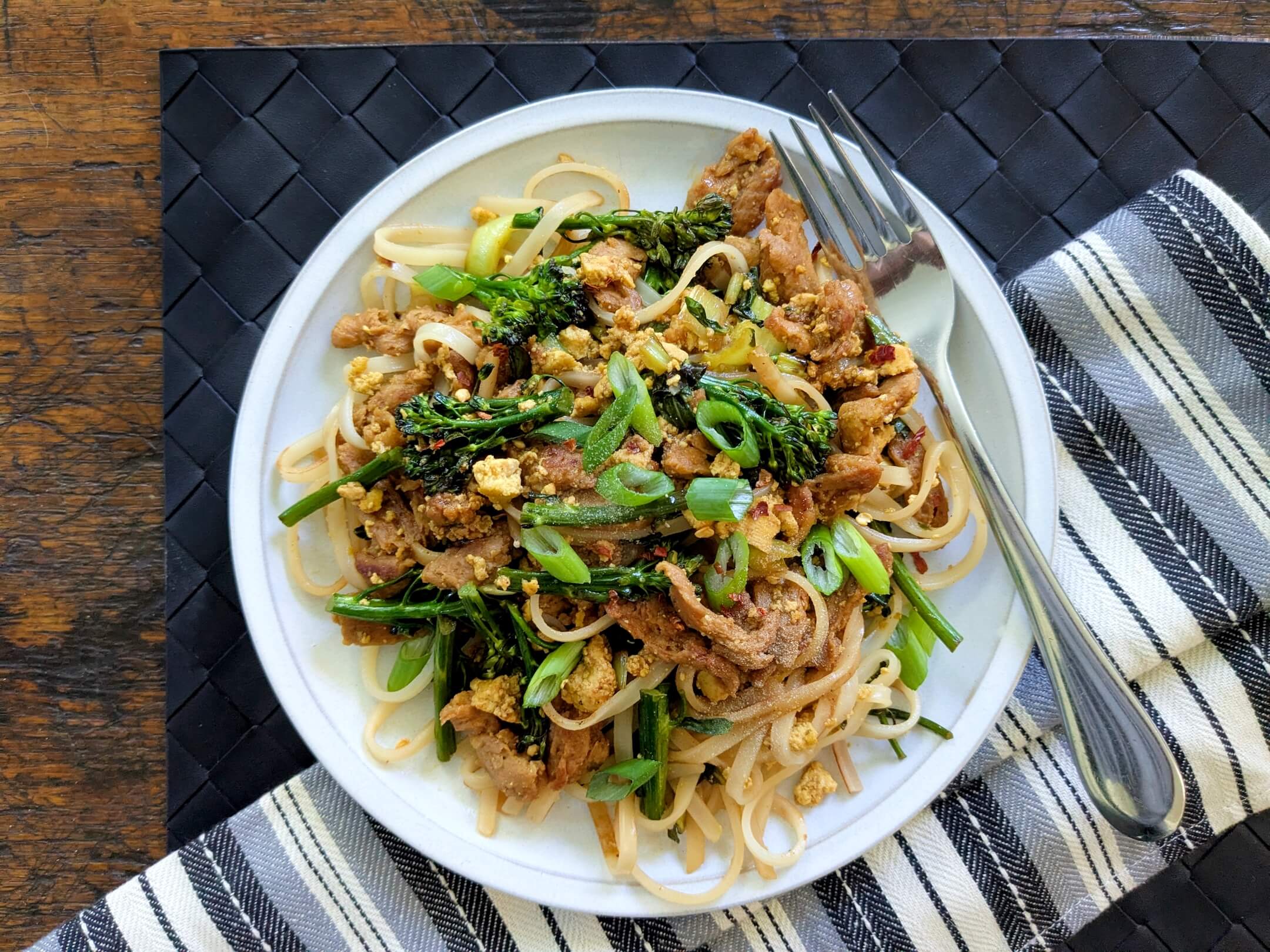 Pad See Ew (Stir-fried Rice Noodles)